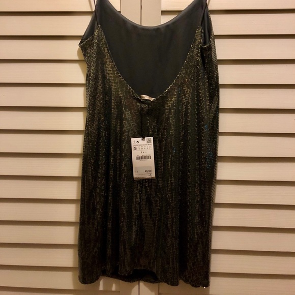 Brand new Zara dress never worn before - Picture 2 of 2